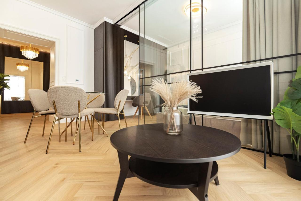Geneve - Old Town Apartment Bratislava Luaran gambar