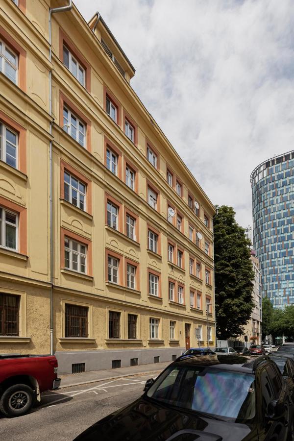 Geneve - Old Town Apartment Bratislava Luaran gambar