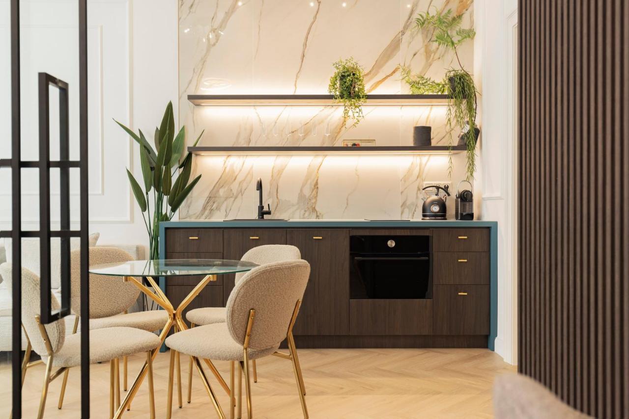 Geneve - Old Town Apartment Bratislava Luaran gambar
